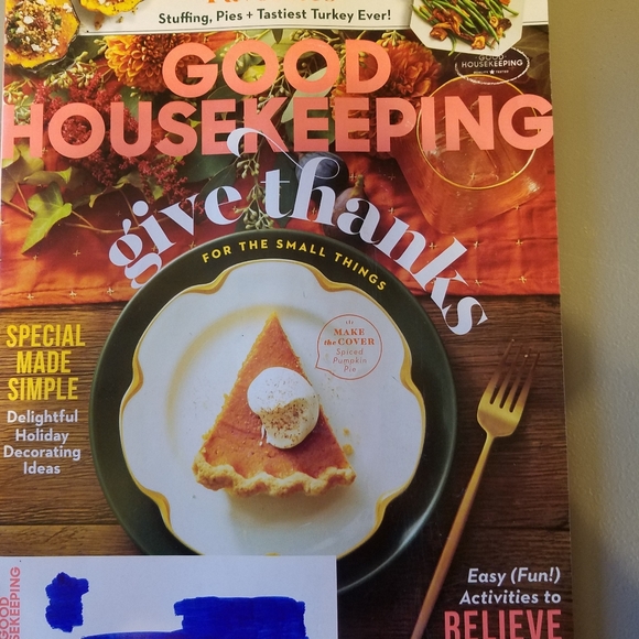 Magazines - Picture 3 of 5